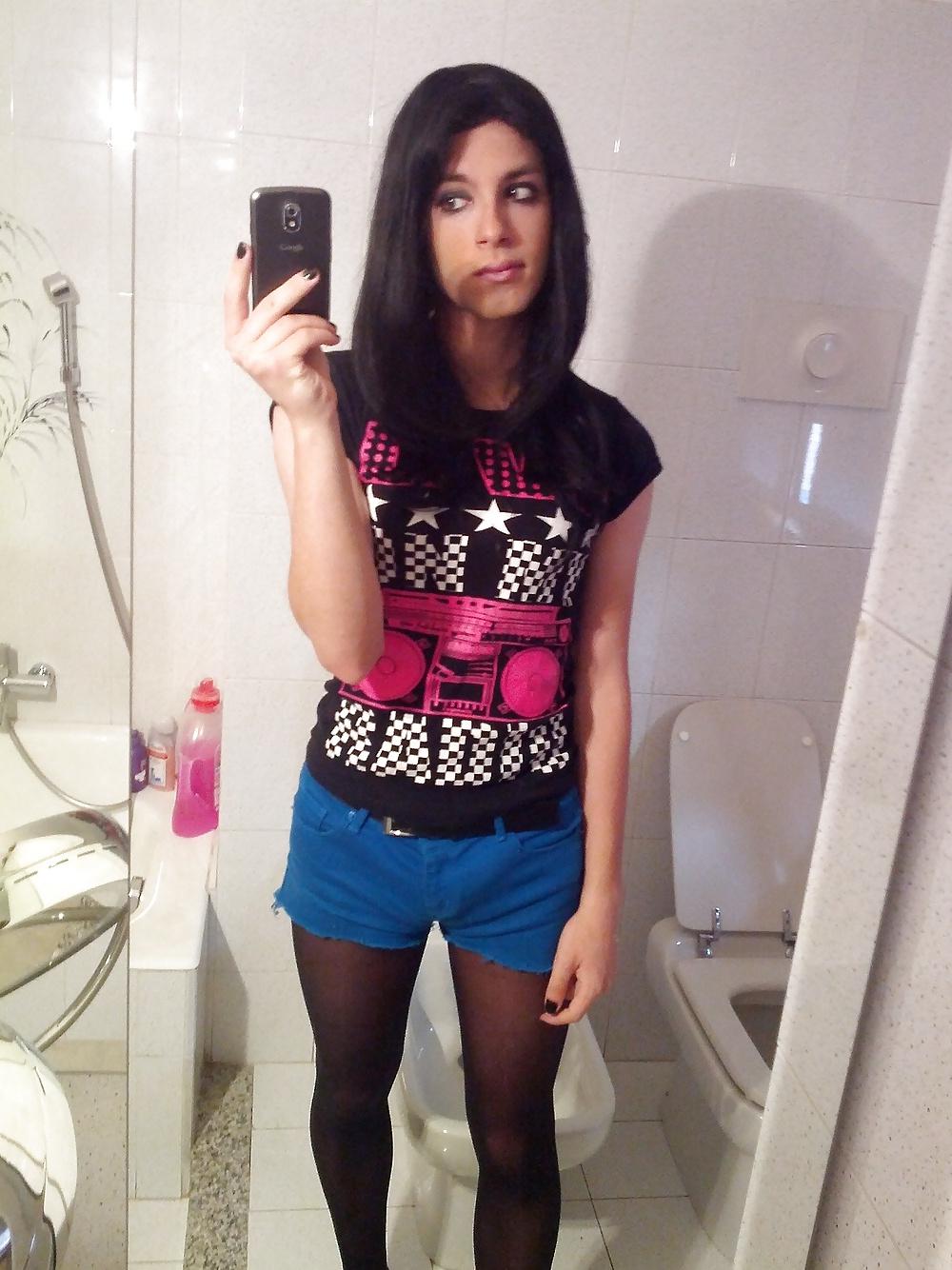 25P Teen crossdressers and girly boys i'd like to have sex with 