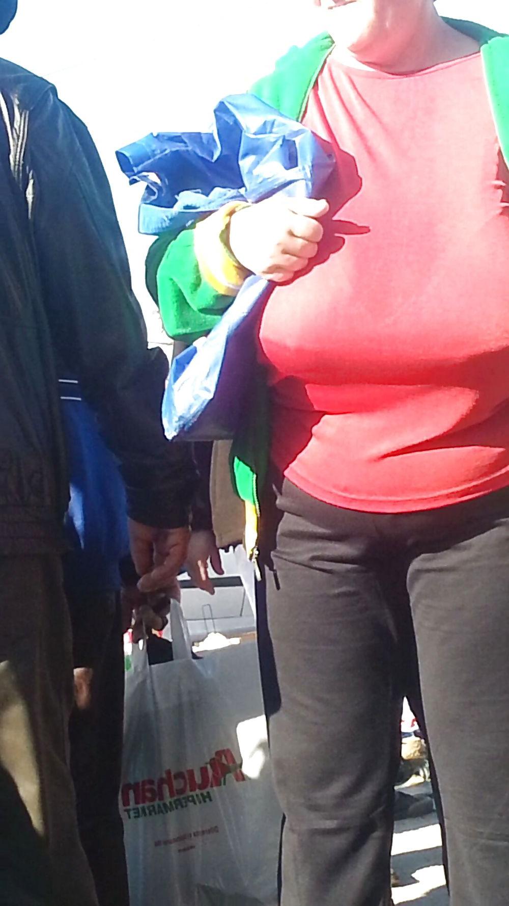 8P Big boobs mature romanian