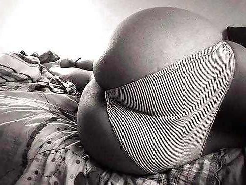 25P BIG bold thick booty