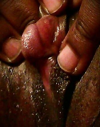 8P Nice Big Clit
