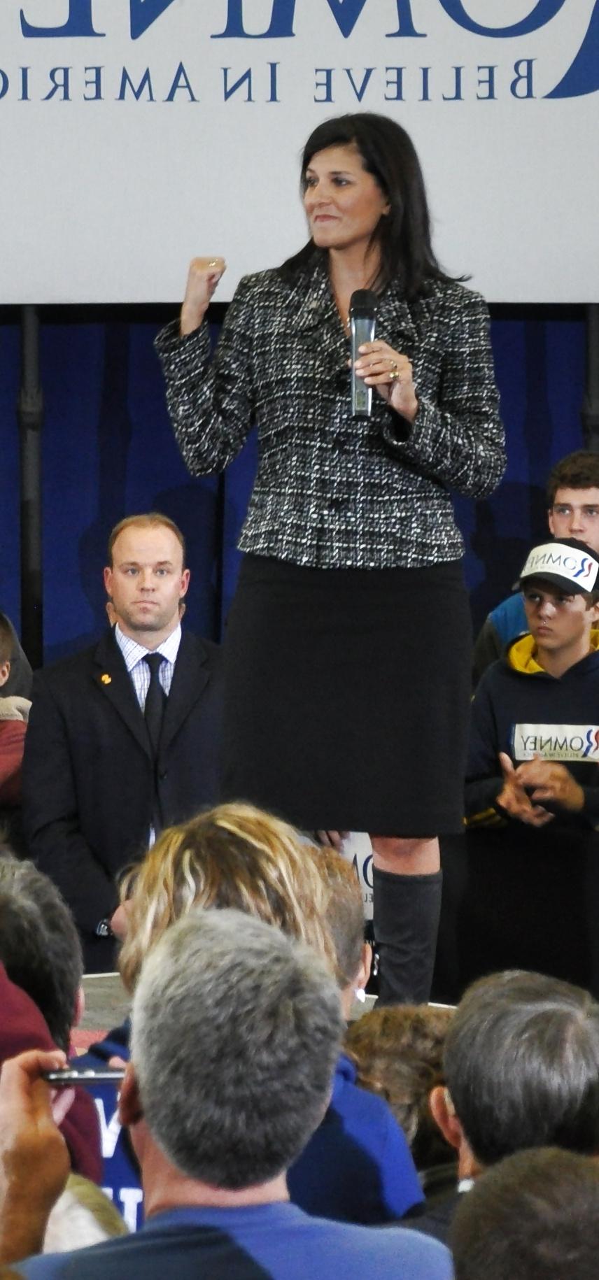 25P Love jerking off to conservative Nikki Haley