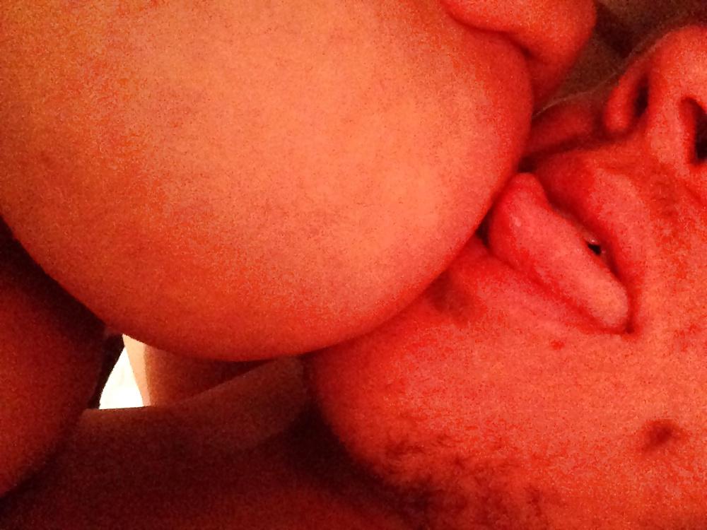 20P Big Natural Boobs