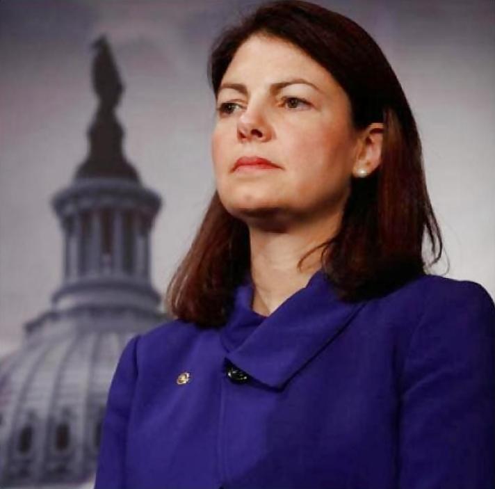 25P Love jerking off to conservative Kelly Ayotte