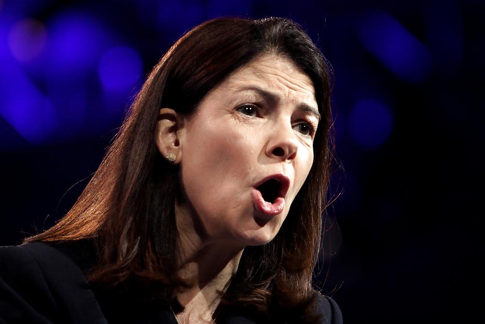 25P Love jerking off to conservative Kelly Ayotte