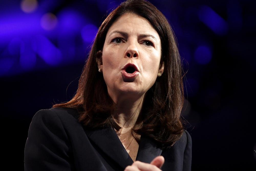 25P Love jerking off to conservative Kelly Ayotte