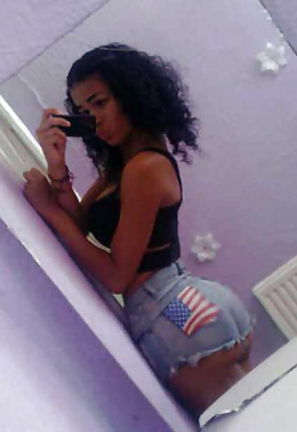 25P Big booty teen whore party