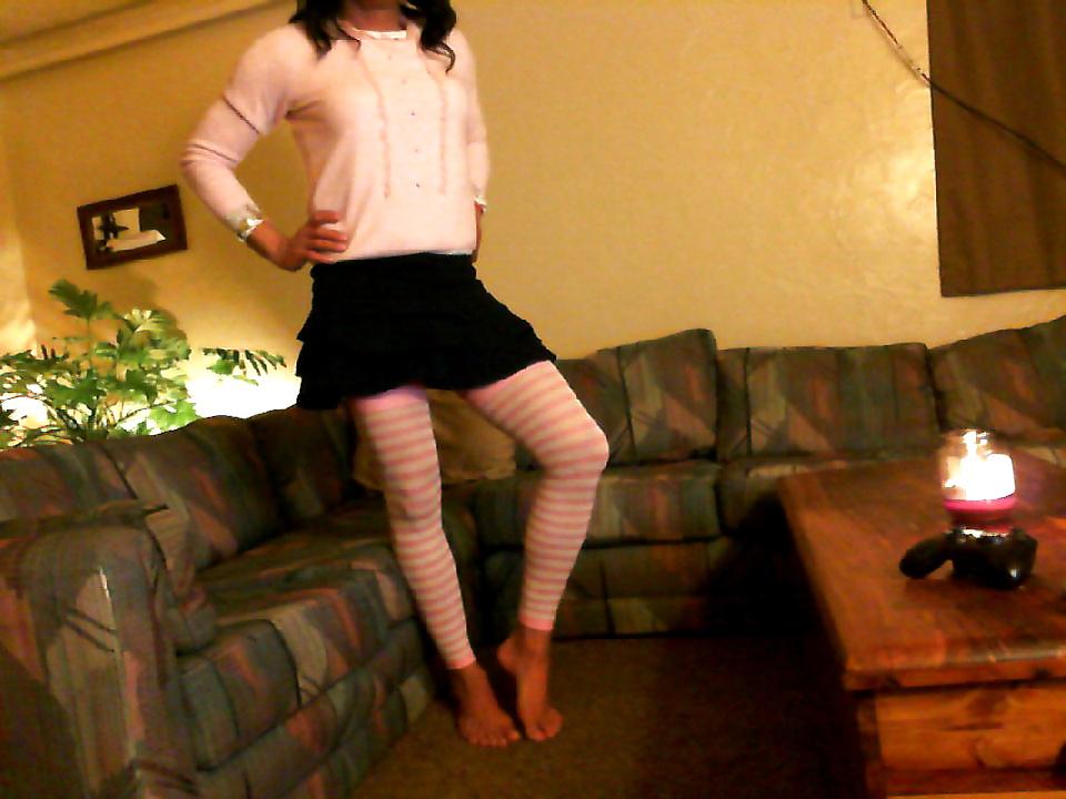20P CD Lisa love in her new pink stockings and 5 inch heels