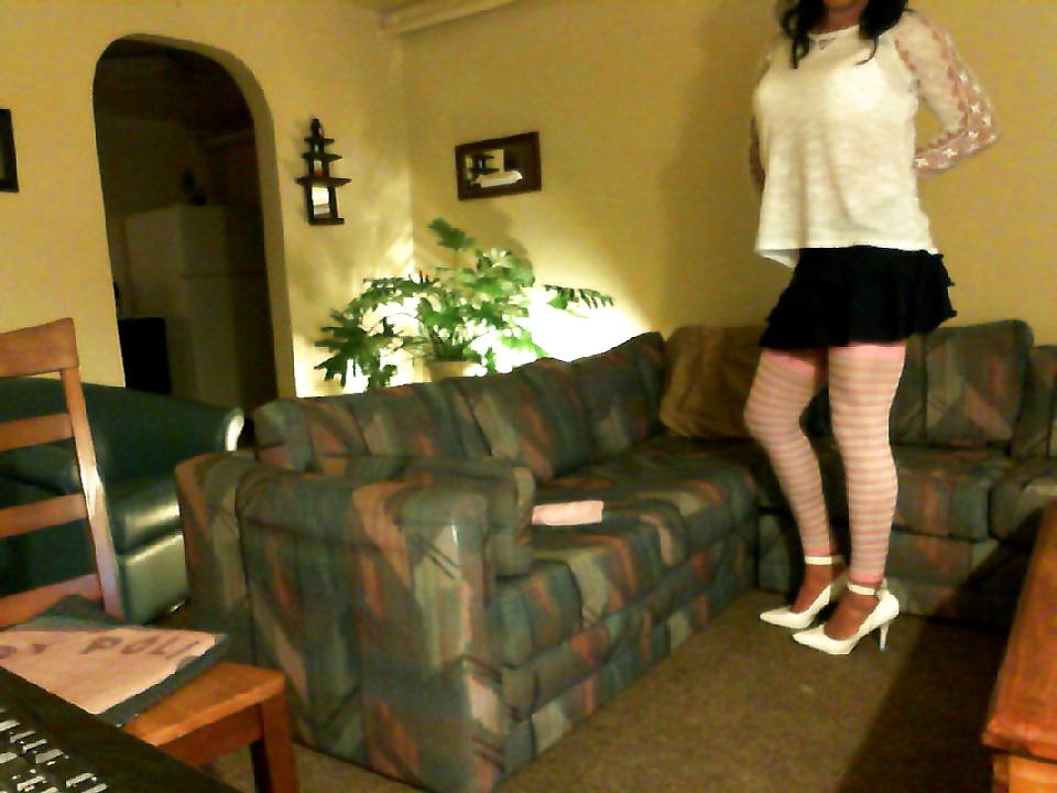 20P CD Lisa love in her new pink stockings and 5 inch heels