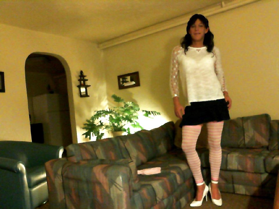 20P CD Lisa love in her new pink stockings and 5 inch heels