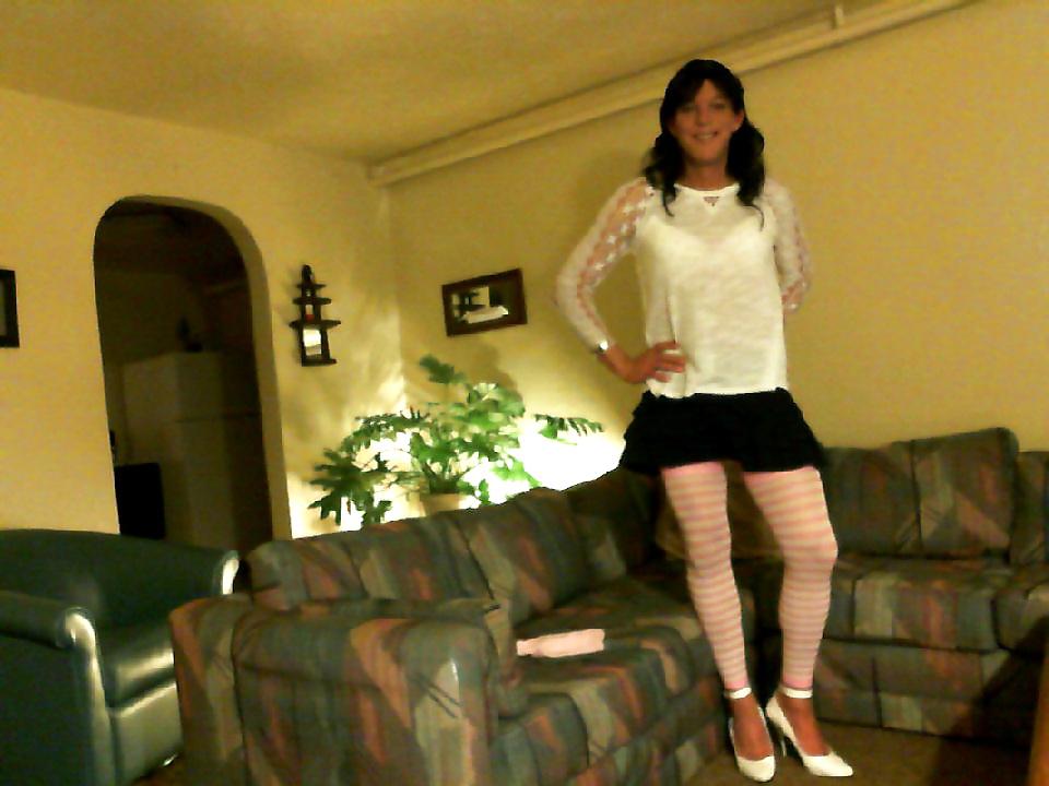 20P CD Lisa love in her new pink stockings and 5 inch heels