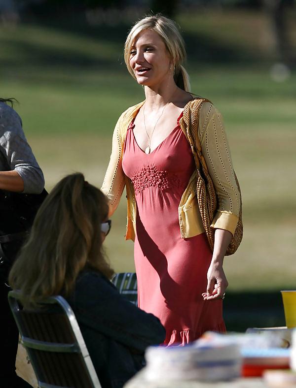 16P Celebrities nipples