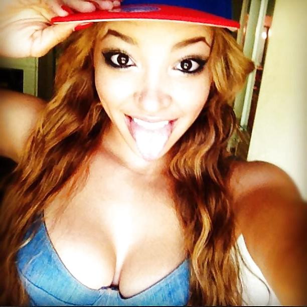 25P Tinashe (R&B singer)