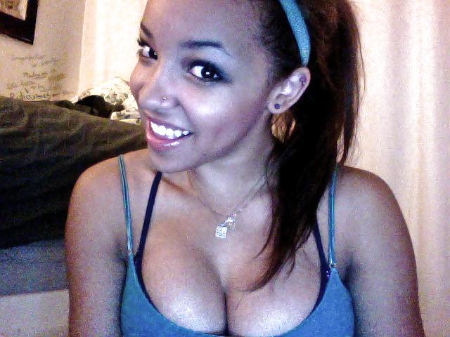 25P Tinashe (R&B singer)