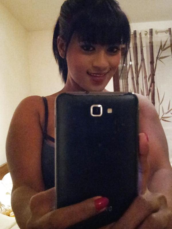 5P Brown Sri Lankan girl