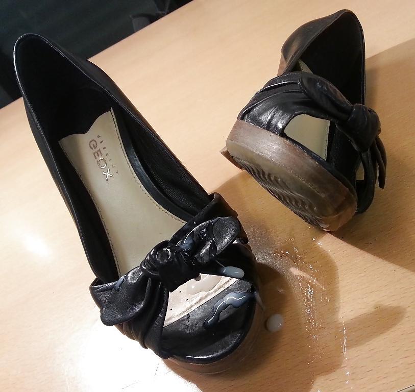 7P Fuck and cum my mother's Geox peeptoe sandals