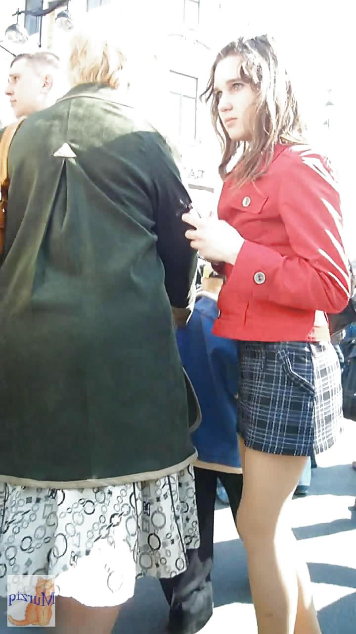 4P Pantyhose in the street-Looking up her skirt.4