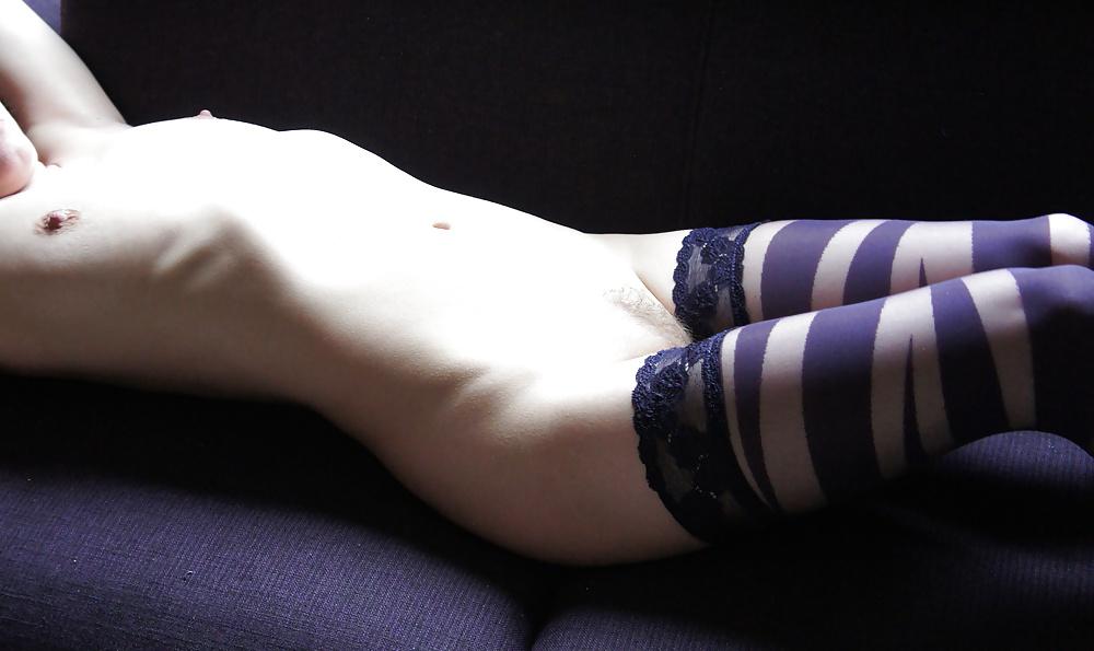 8P Hot milf naked in purple stockings