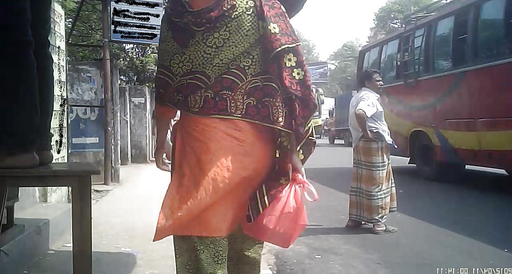 16P Bangladeshi Street Booty