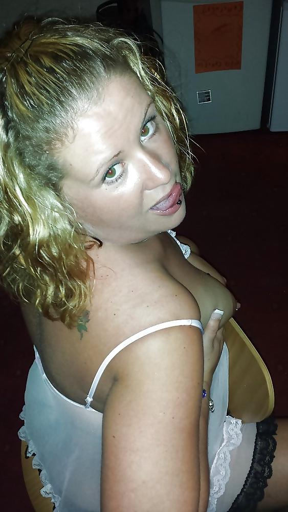 25P Amateur girl 30 (amateurbrooke)