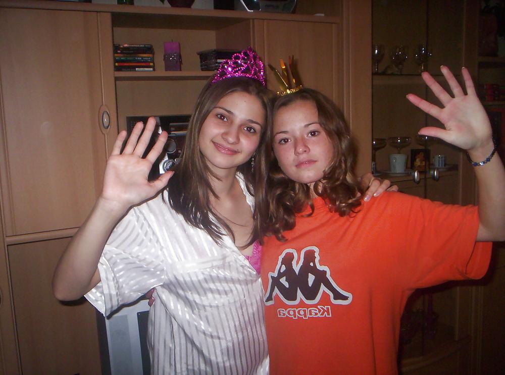 17P TWO GERMAN TEENS PLEASE COMMENT