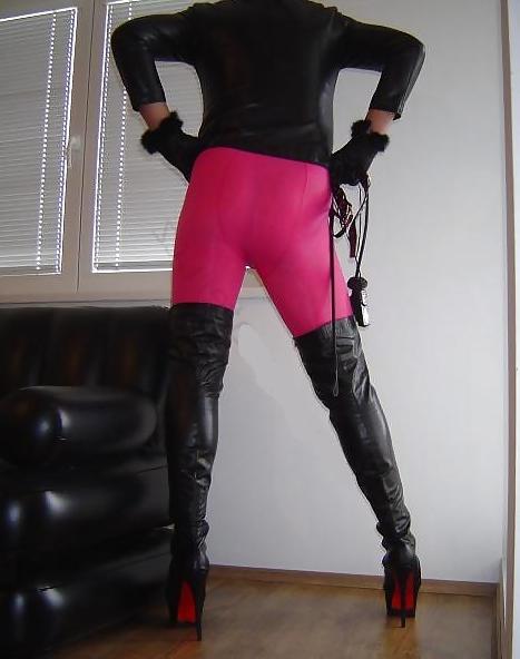 8P Boots and spandex