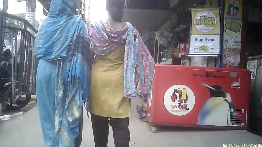 25P Bangladeshi Big Booty jiggling