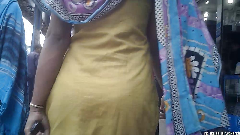 25P Bangladeshi Big Booty jiggling
