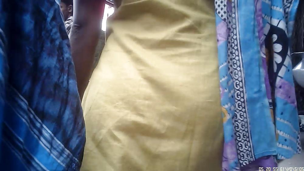 25P Bangladeshi Big Booty jiggling