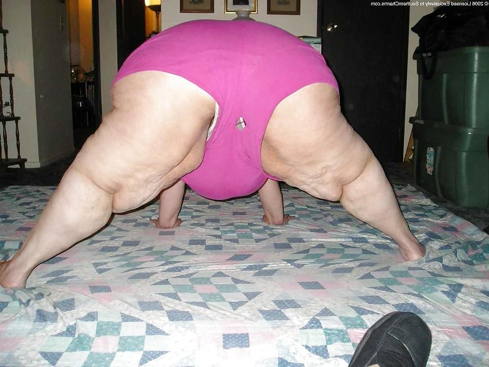 25P SSBBW asses