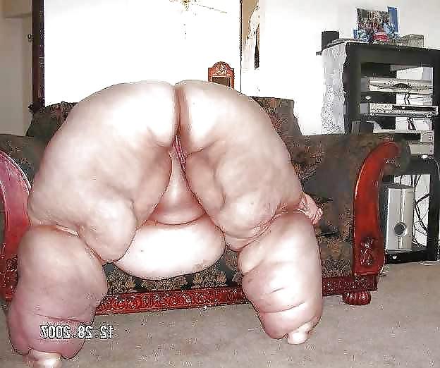 25P SSBBW asses