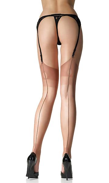 25P Stockings, lingerie, heels ... & cats