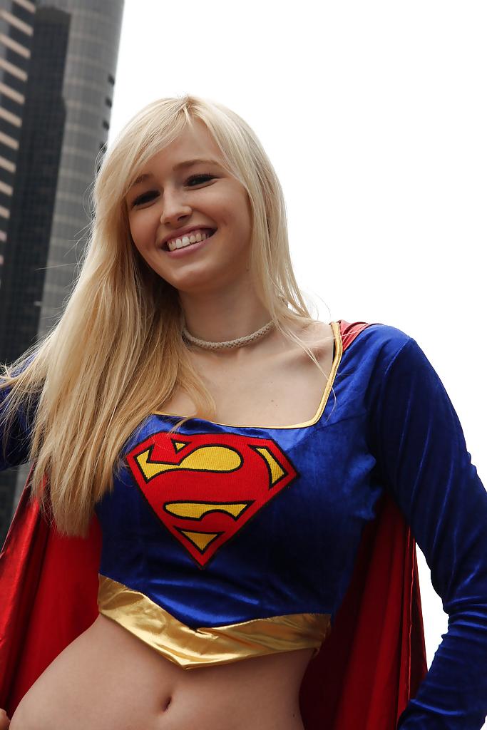25P Supergirl  Power Girl Cosplay