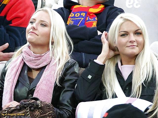 25P Hot football girls - non nude