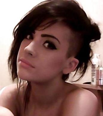 4P Emo alt Girl