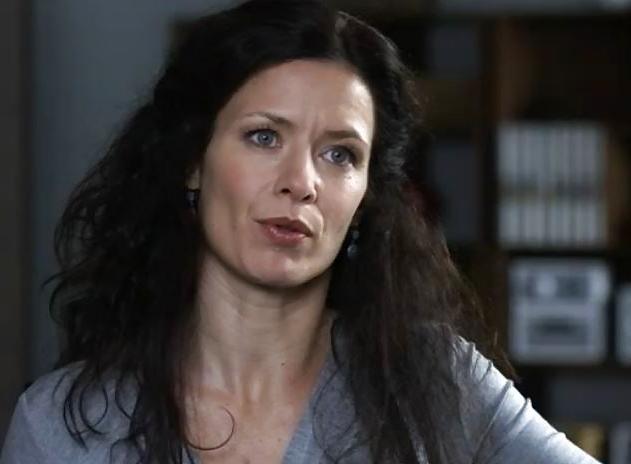 10P Pia Baresch (german actress)