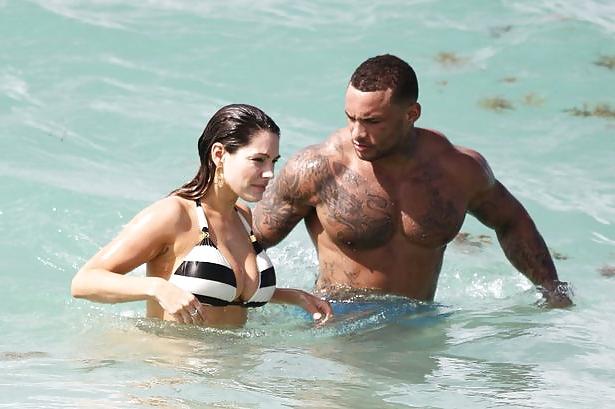 15P Celebrities Gone Black - Kelly Brook