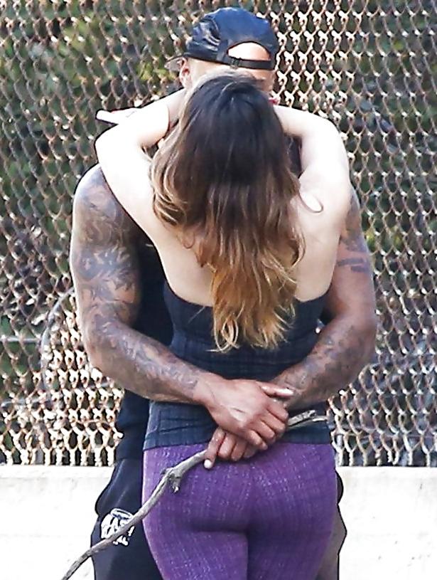 15P Celebrities Gone Black - Kelly Brook