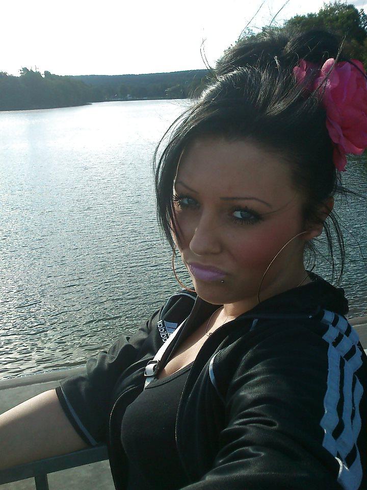 25P German Slut: Melissa