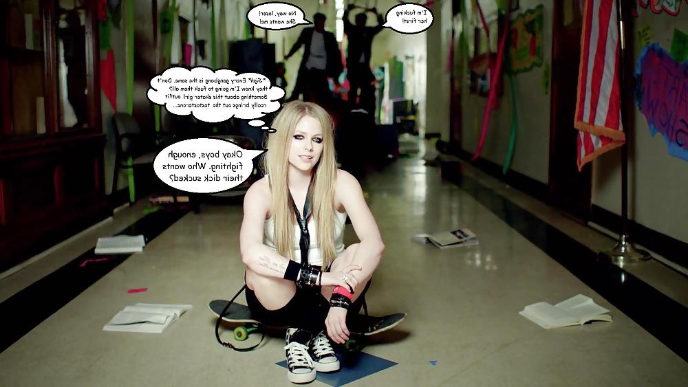 25P Avril Lavigne Gangbang Part 2