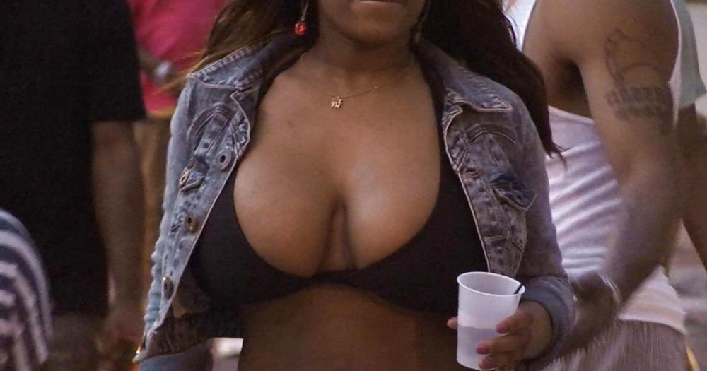 11P COME SEE BIG TITS, HUGE BOOBS, JUGGS