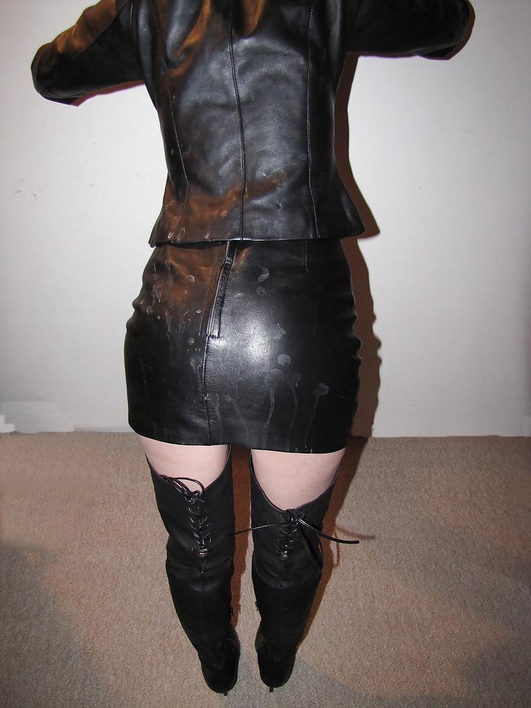 25P Cum on clothes