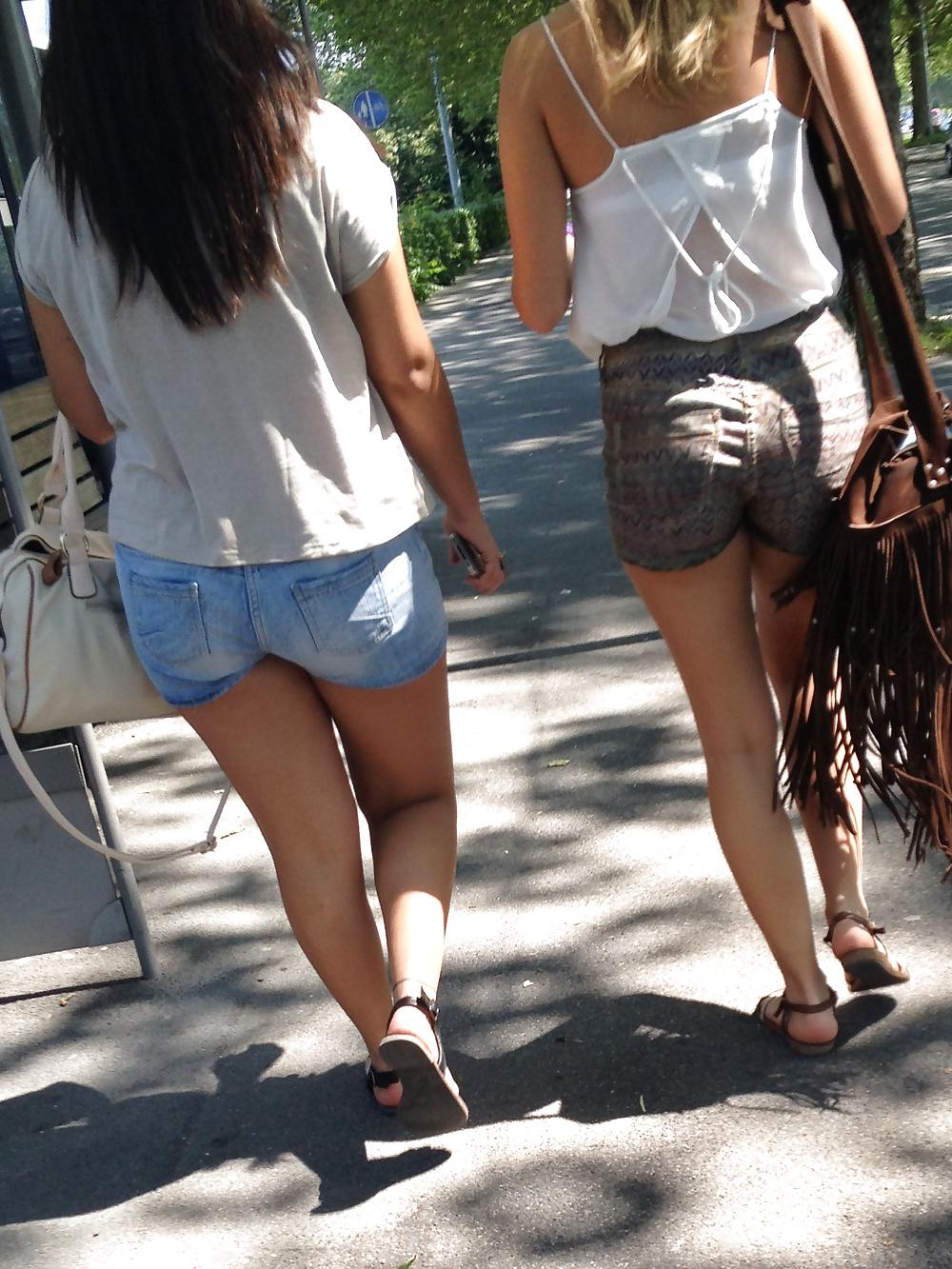 19P Swiss Candid Street Asses  2