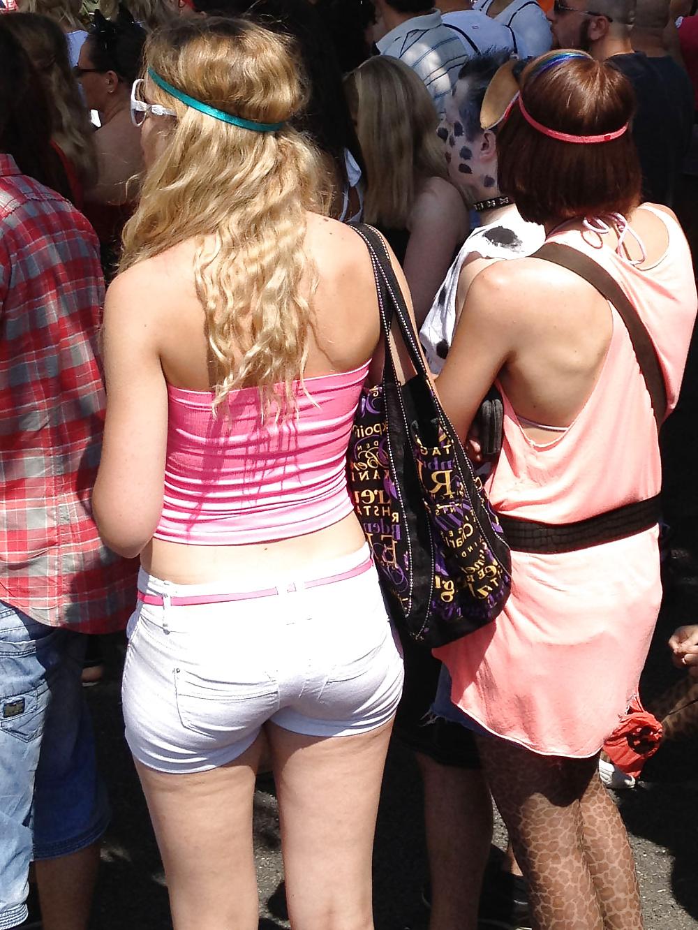 19P Swiss Candid Street Asses  2
