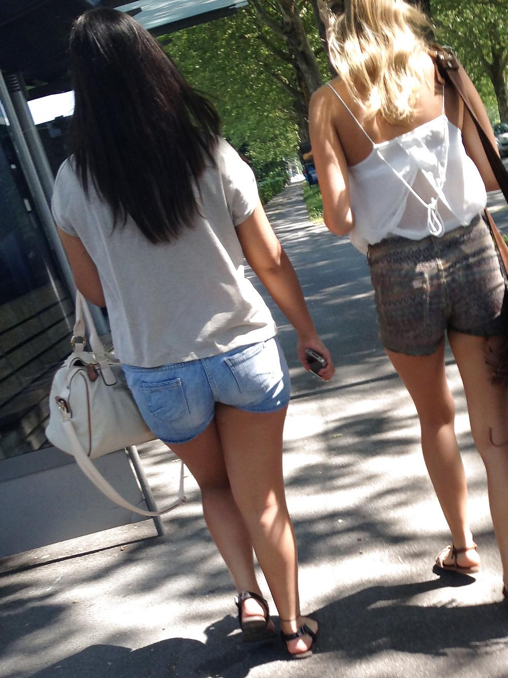 19P Swiss Candid Street Asses  2