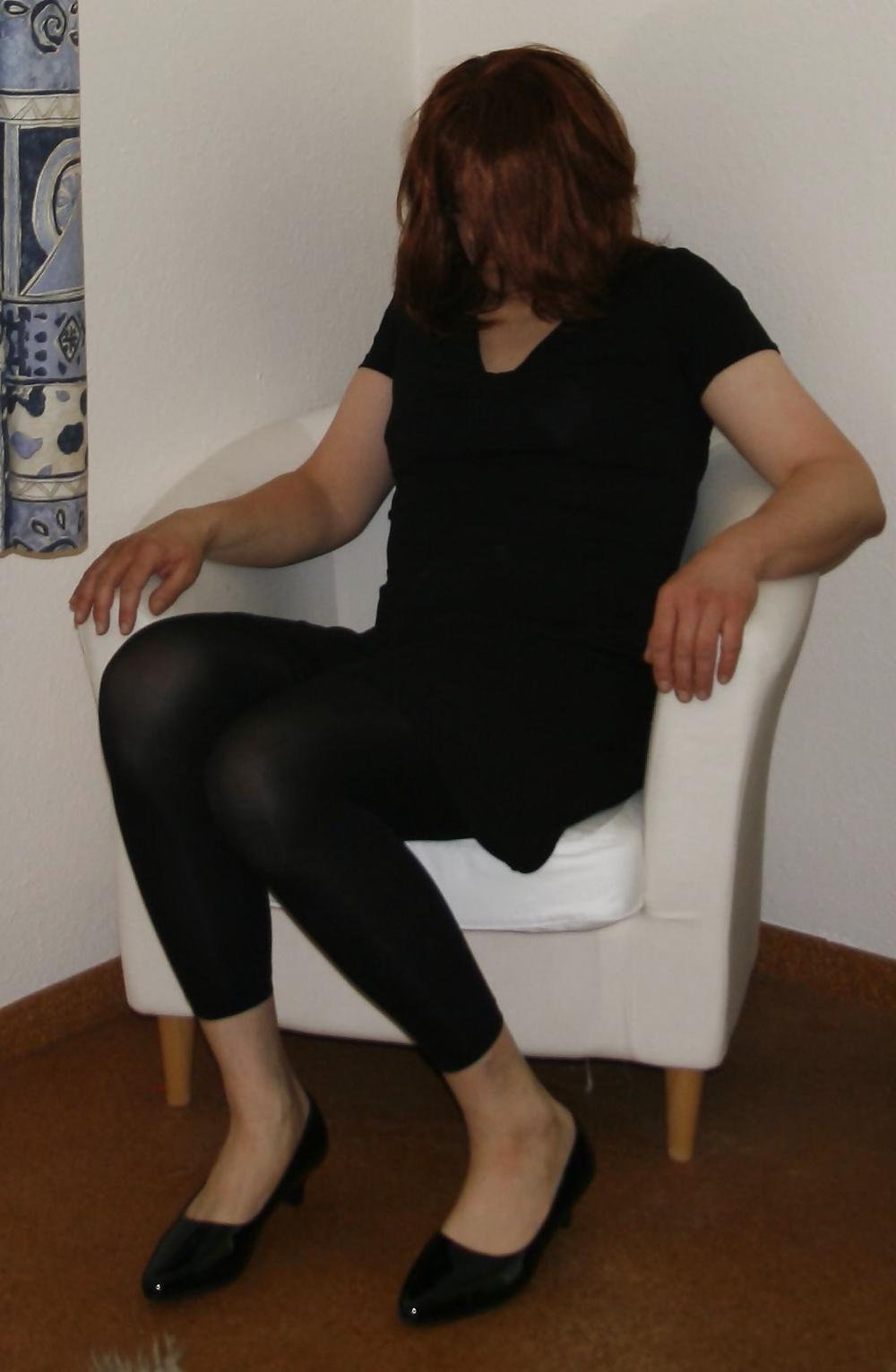 12P German Crossdresser posing