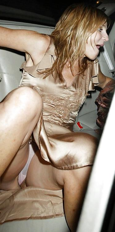 25P Celebrities Voyeur & Upskirts!