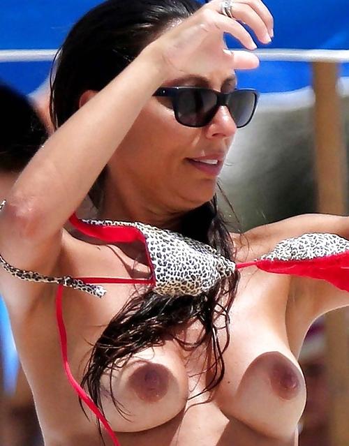 25P Celebrities Voyeur & Upskirts!