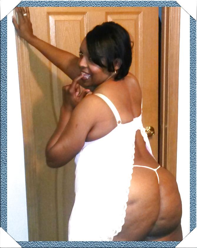 17P Big booty wife!...comments welcomed
