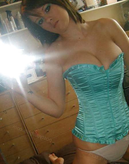 25P Selfie Amateur Babes - vol 5!