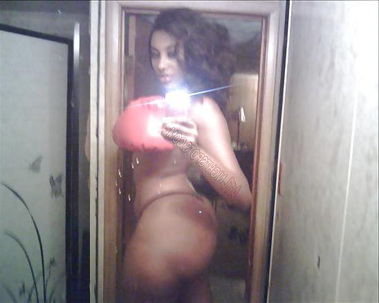 25P Plump Asses